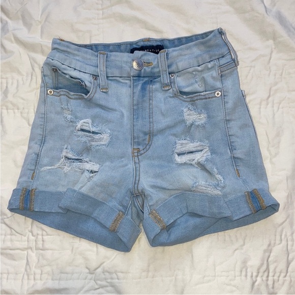 Shorts - Picture 2 of 12